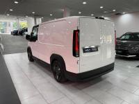 Kia PV5 Cargo Cargo L2H1 1 porte latérale Plus